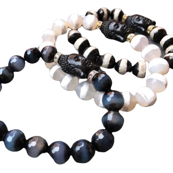 Striped Agate Buddha Beaded stretch Bracelet - Picture 6 of 12